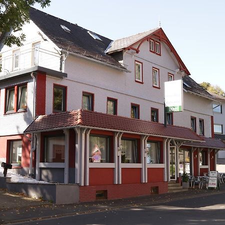 Hotel Ristorante Ätna Ulrichstein Buitenkant foto