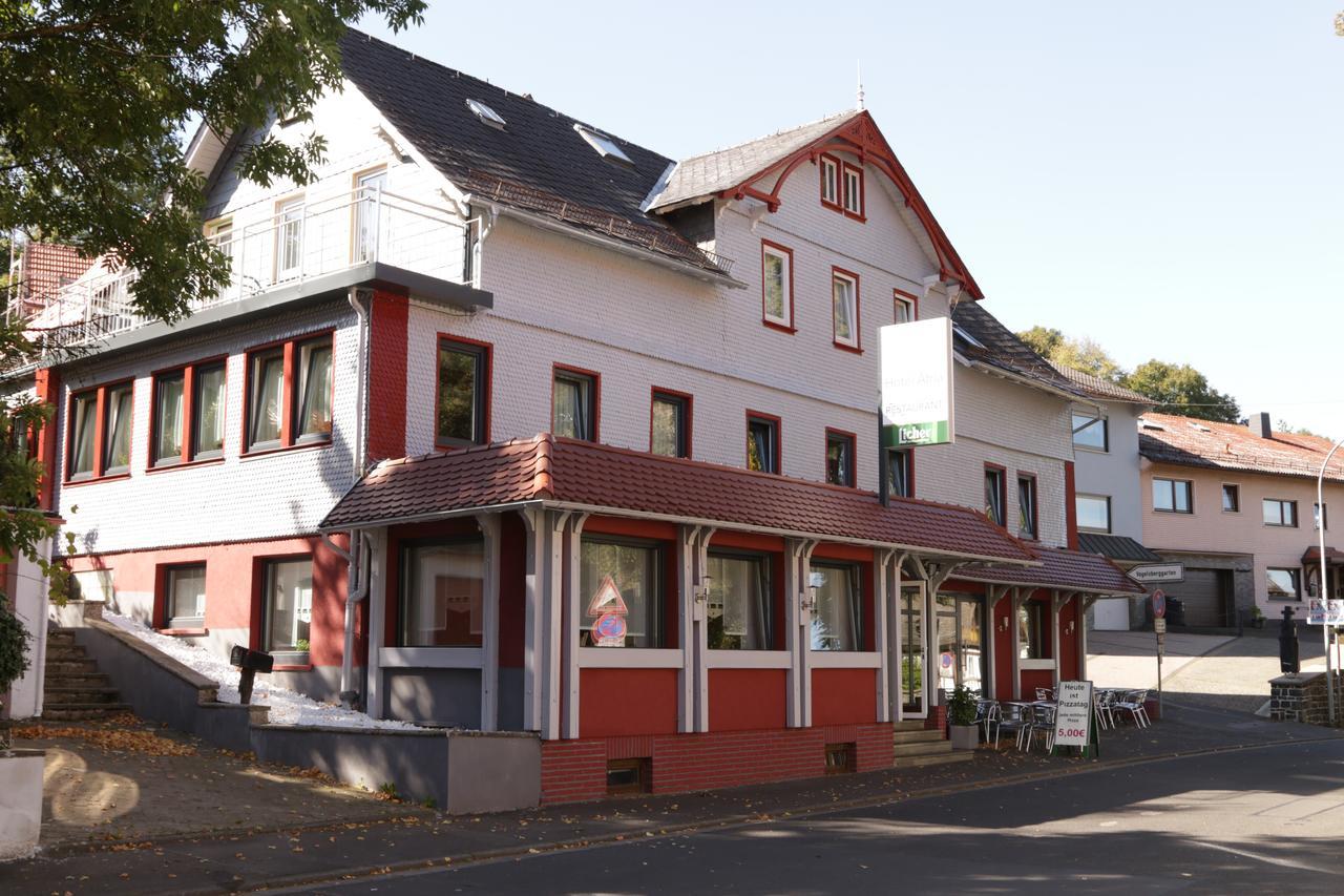 Hotel Ristorante Ätna Ulrichstein Buitenkant foto